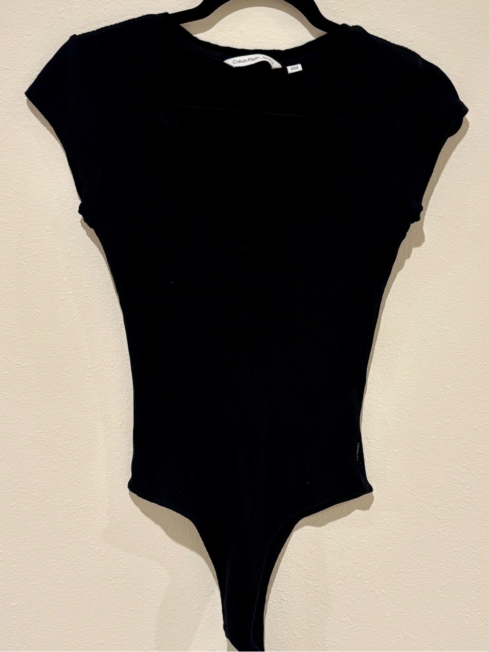 Calvin Klein Jeans Women’s Black Ribbed Short-Sleeve Bodysuit